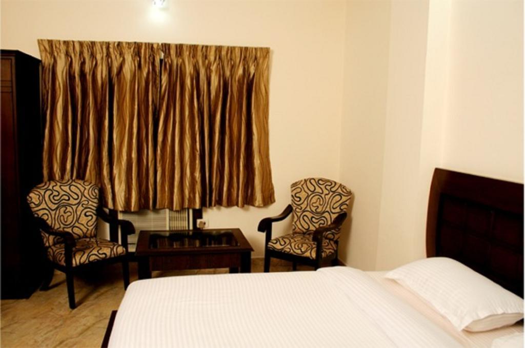 Hotel Jasmine Haridwār Екстериор снимка