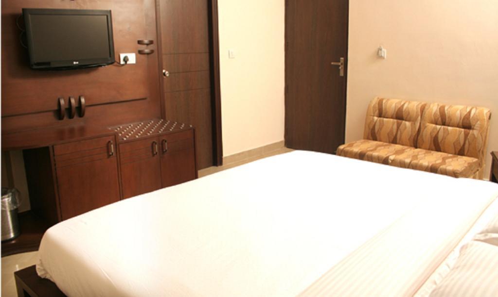 Hotel Jasmine Haridwār Екстериор снимка